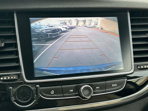 Used 2020 Buick Encore Preferred w/ Safety Package image 21