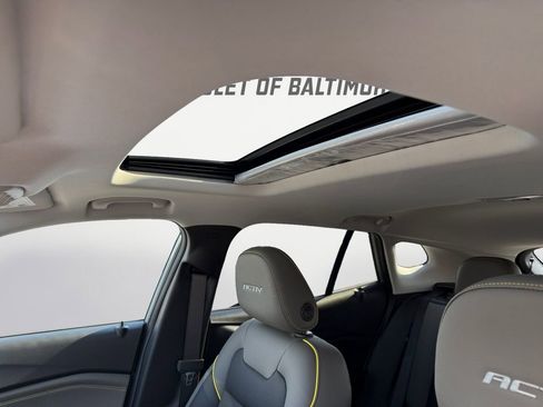 New 2026 Chevrolet Trax ACTIV w/ Sunroof Package image 17