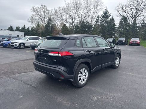 Used 2023 Toyota Corolla Cross L AWD/4WD image 4