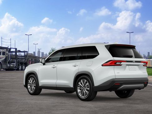New 2026 Toyota Grand Highlander Platinum image 8