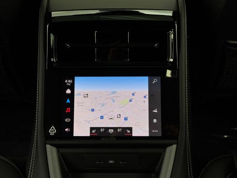 Used 2025 Porsche Panamera 4S image 35