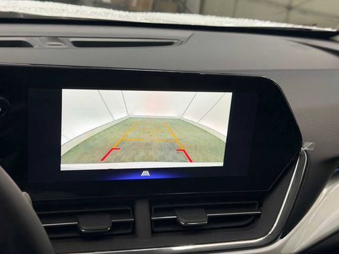 New 2026 Chevrolet Trax LT w/ Driver Confidence Package image 28