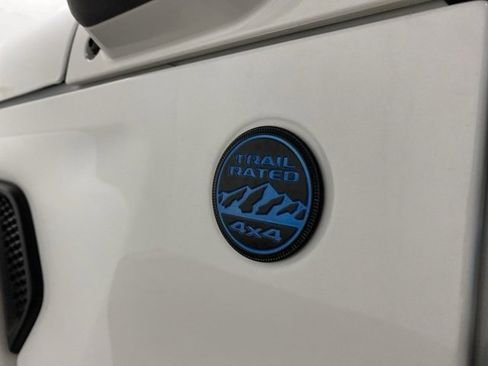 Used 2021 Jeep Wrangler Unlimited Sahara image 95