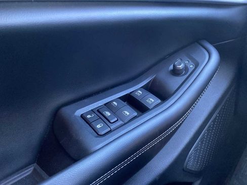 Certified 2024 Jeep Grand Cherokee L Limited w/ Luxury Tech Group II image 19