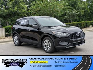 New 2025 Ford Escape Active image 1