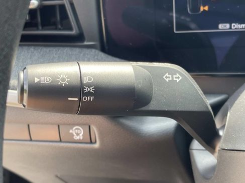 New 2026 Nissan Kicks SV w/ Cold Weather Package FWD image 32