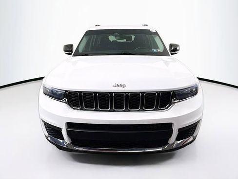 Used 2021 Jeep Grand Cherokee L Limited image 2