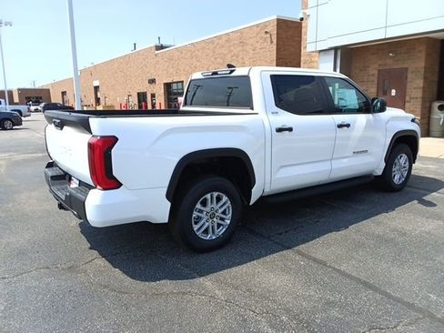 Used 2024 Toyota Tundra SR5 AWD/4WD image 4