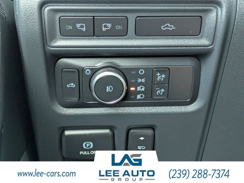 Used 2022 Ford F150 Lariat w/ Equipment Group 502A High AWD/4WD image 20