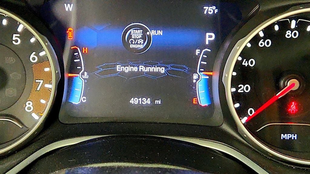 Used 2020 Jeep Compass Latitude w/ Popular Equipment Group AWD/4WD image 15