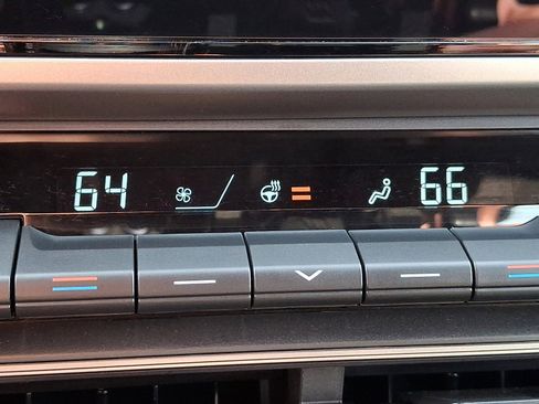 Certified 2025 Toyota Camry XSE image 24