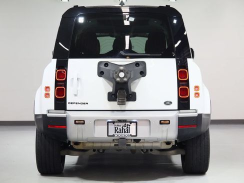 Used 2023 Land Rover Defender 110 S AWD/4WD image 29
