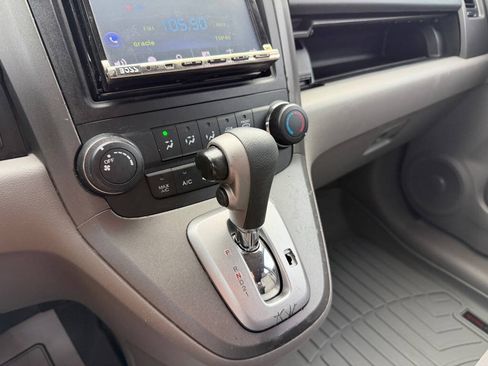 Used 2010 Honda CR-V LX image 24