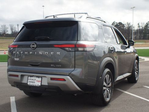Used 2024 Nissan Pathfinder SL image 19
