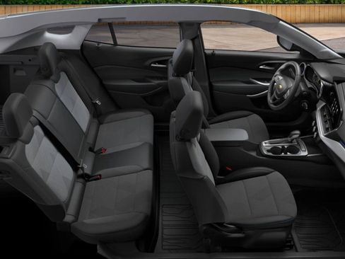 New 2026 Chevrolet Trax LS w/ LS Convenience Package FWD image 6