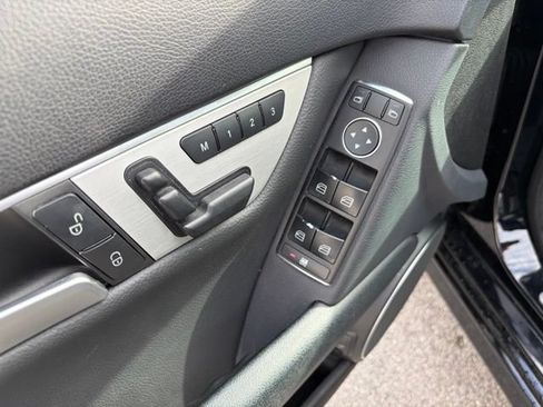 Used 2014 Mercedes-Benz C 300 4MATIC Sedan image 19