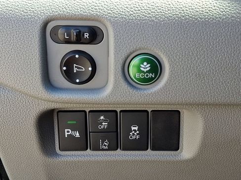 Used 2020 Honda Pilot Touring image 26
