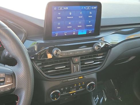 Certified 2023 Ford Escape ST-Line image 8