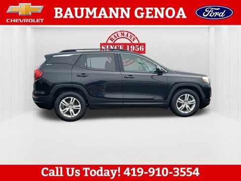 Used 2018 GMC Terrain SLE w/ Driver Convenience Package FWD image 6