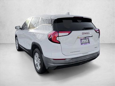 Used 2024 GMC Terrain SLE AWD/4WD image 5