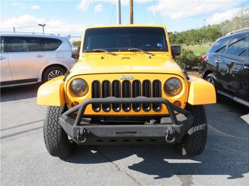 Used 2013 Jeep Wrangler Unlimited Sahara w/ Trailer Tow Group AWD/4WD image 12