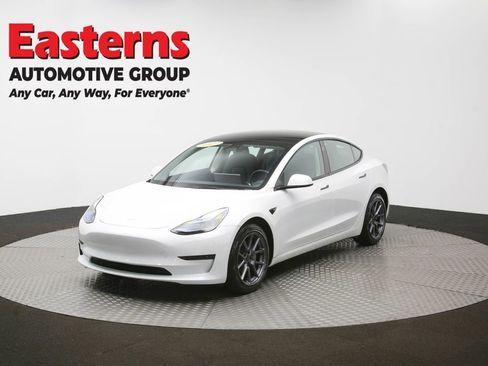 Used 2023 Tesla Model 3 Standard Range image 53