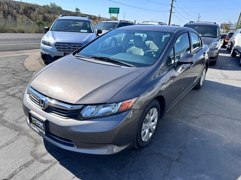 Used 2012 Honda Civic LX image 2