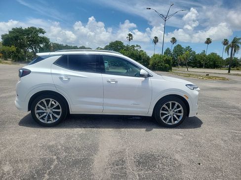Used 2024 Buick Encore GX Avenir w/ Avenir Technology Package FWD image 5