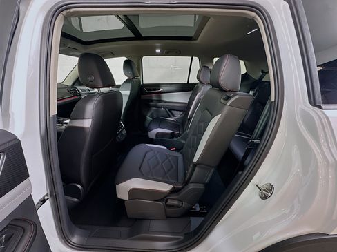 New 2026 Volkswagen Atlas Peak Edition AWD/4WD image 23