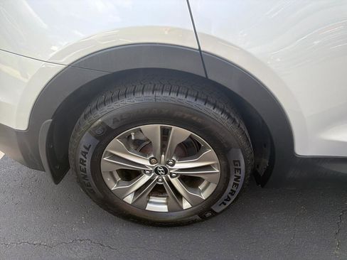 Used 2014 Hyundai Santa Fe Sport w/ Popular Equipment Package 02 AWD/4WD image 10