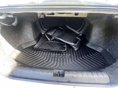 Used 2016 Honda Civic Touring image 14