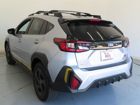 Used 2024 Subaru Crosstrek 2.5i Sport w/ Crosstrek Mirror Package image 8