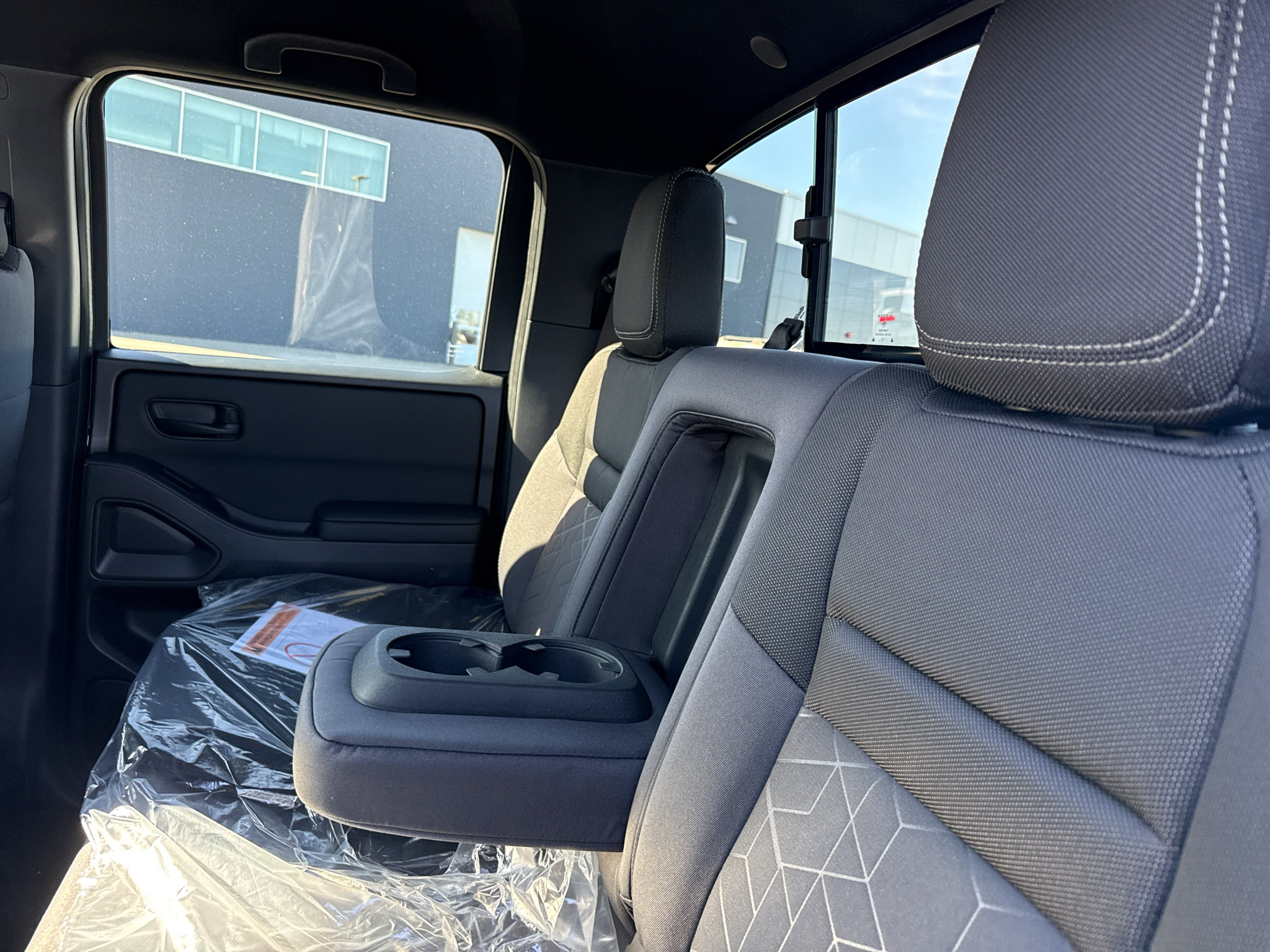 New 2027 Nissan Frontier SV w/ SV Convenience Package AWD/4WD image 14