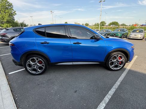 Used 2024 Alfa Romeo Tonale Speciale AWD/4WD image 8