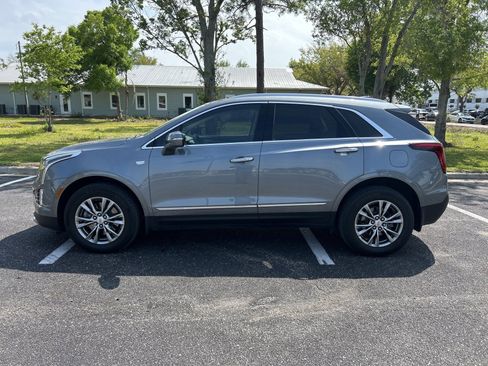 Used 2021 Cadillac XT5 Premium Luxury image 3
