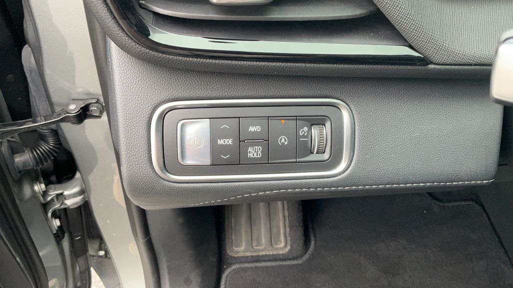 Certified 2026 Buick Enclave Preferred AWD/4WD image 34