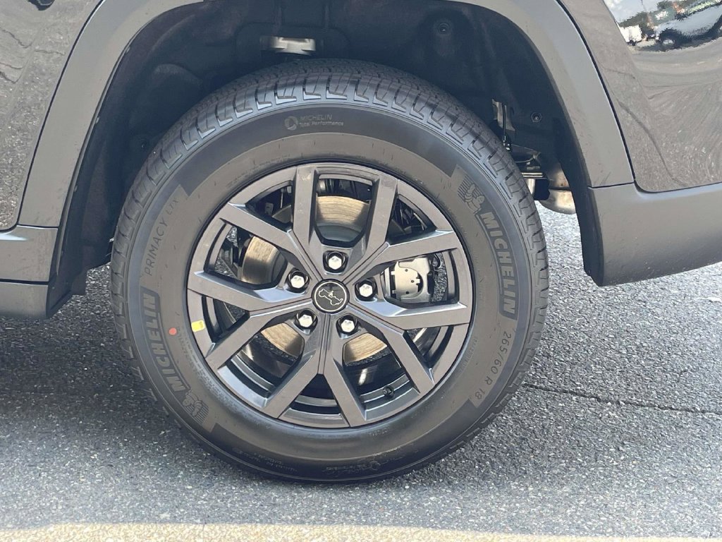 New 2027 Jeep Grand Cherokee 4WD image 12