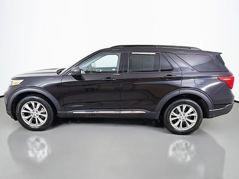 Used 2024 Ford Explorer XLT w/ Equipment Group 202A AWD/4WD image 14