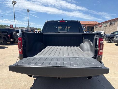 Used 2021 RAM 1500 Limited w/ Body Color Bumper Group AWD/4WD image 11