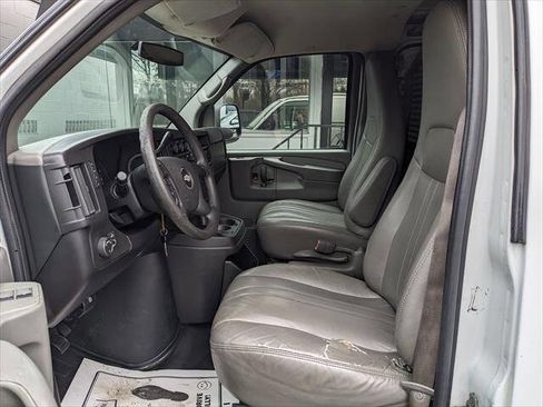 Used 2013 Chevrolet Express 1500 image 8