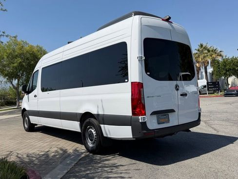 Used 2025 Mercedes-Benz Sprinter 2500 image 11