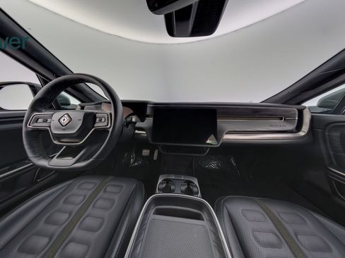 Used 2024 Rivian R1S Adventure AWD/4WD image 27