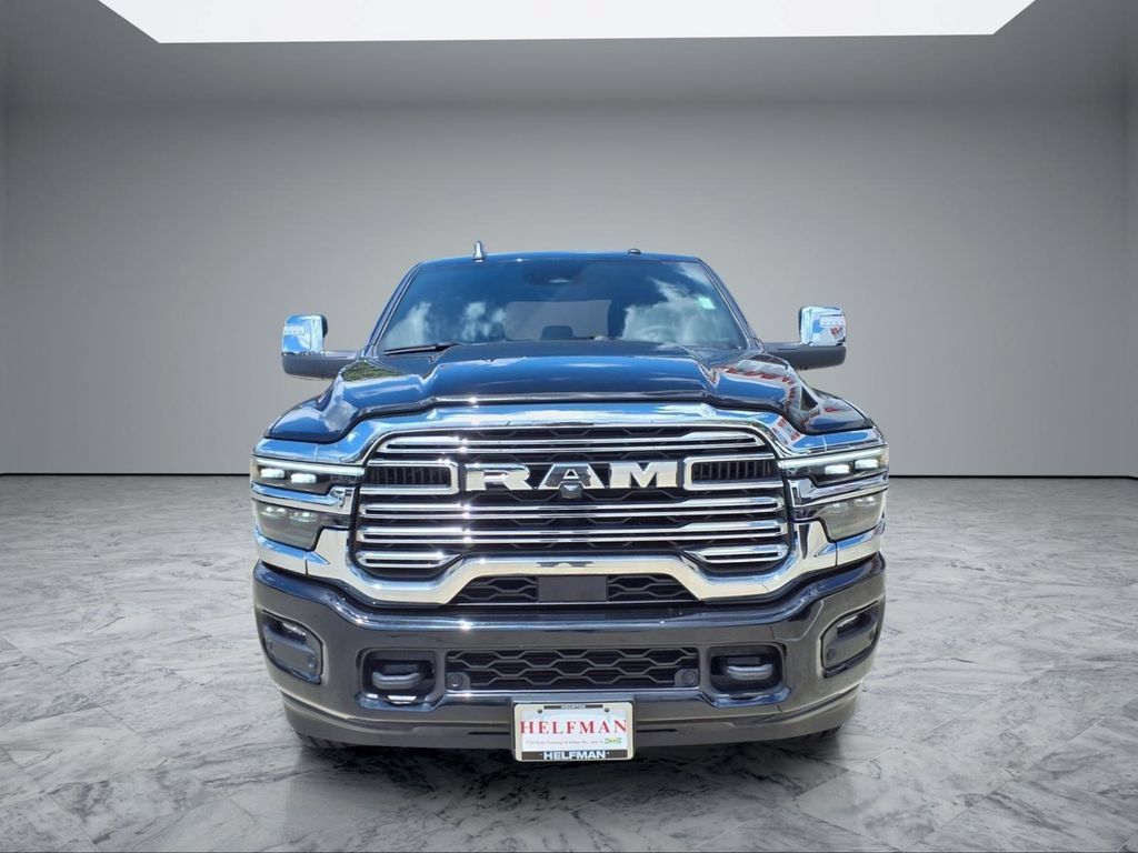 Used 2026 RAM 2500 Laramie AWD/4WD image 2