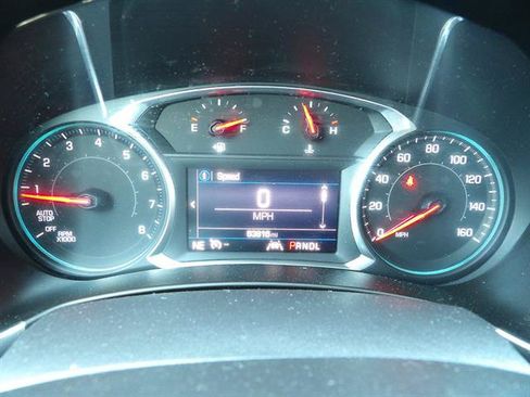 Used 2020 Chevrolet Equinox LT FWD image 18