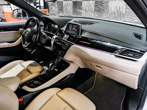Used 2018 BMW X2 sDrive28i image 10