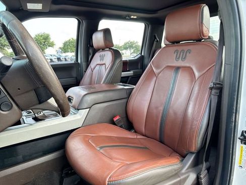 Used 2019 Ford F150 King Ranch w/ Equipment Group 601A Luxury AWD/4WD image 11