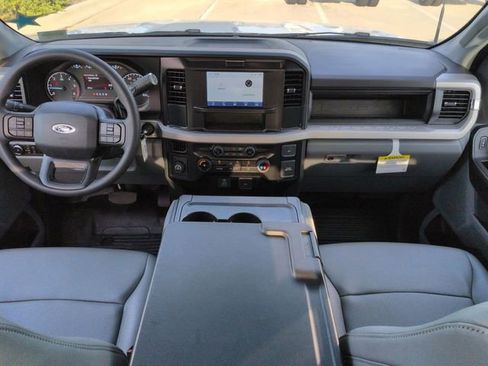 New 2025 Ford F350 XL w/ XL Chrome Package RWD image 15