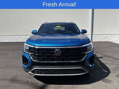 Certified 2024 Volkswagen Atlas Cross Sport SE w/ Panoramic Sunroof Package