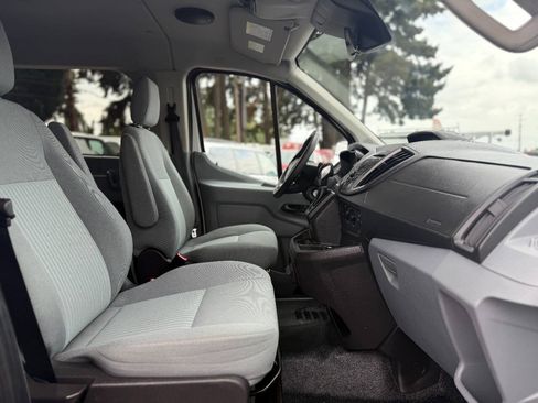 Used 2016 Ford Transit 150 XLT RWD image 18