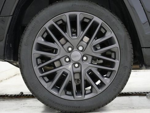 Used 2023 Jeep Compass High Altitude AWD/4WD image 10